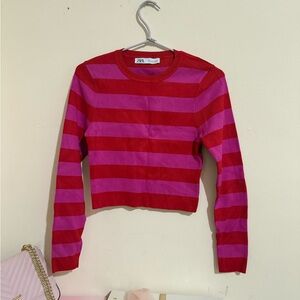 Zara Red and Pink Striped Long Sleeve Crewneck